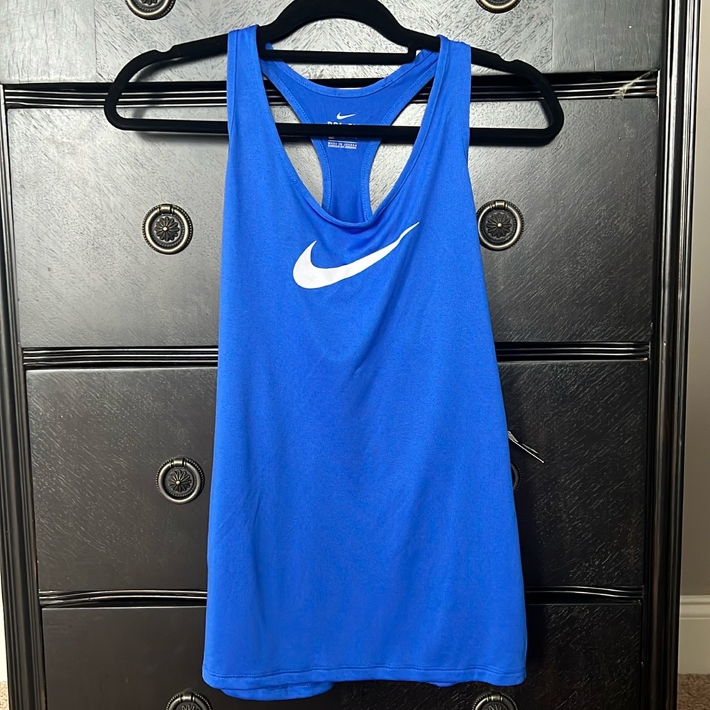 NIKE Dri-Fit Slim Fit Tank Top